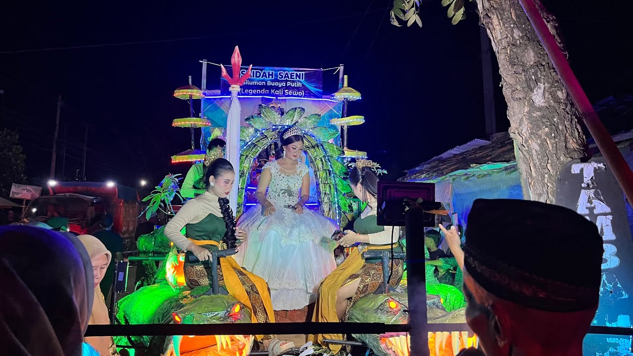 Takbir Keliling Desa Lempuyang Th 1446H Dengan Membawakan Tema ‘ Naga Antaboga’ & ‘Saedah Saeni ‘