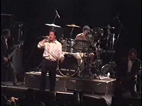 Faith No More - (Electric Factory) Philadelphia,Pa 9.20.97 - YouTube