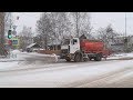 Уборка тротуаров и посыпка дорог в Ленске
