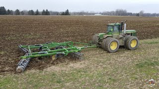 Disk Ripping in December with a Kinze Repower John Deere