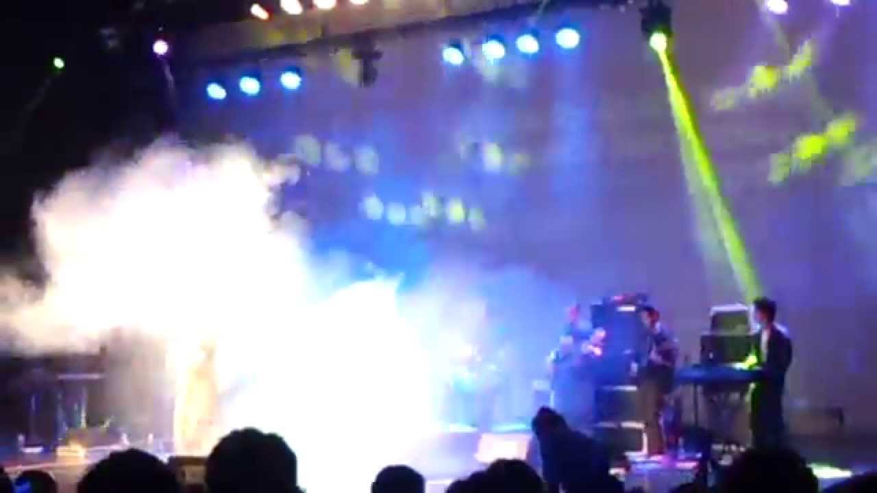 Tug Ta Tug - Hopia (LIVE performance)