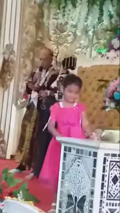 Duet maut dasi gincu DO