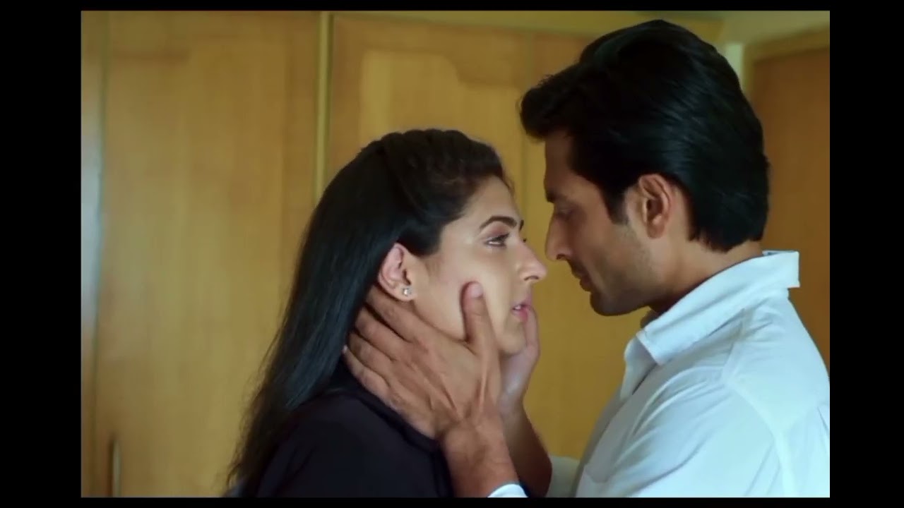 Saree||romantic||hot||kissing||romance||video 