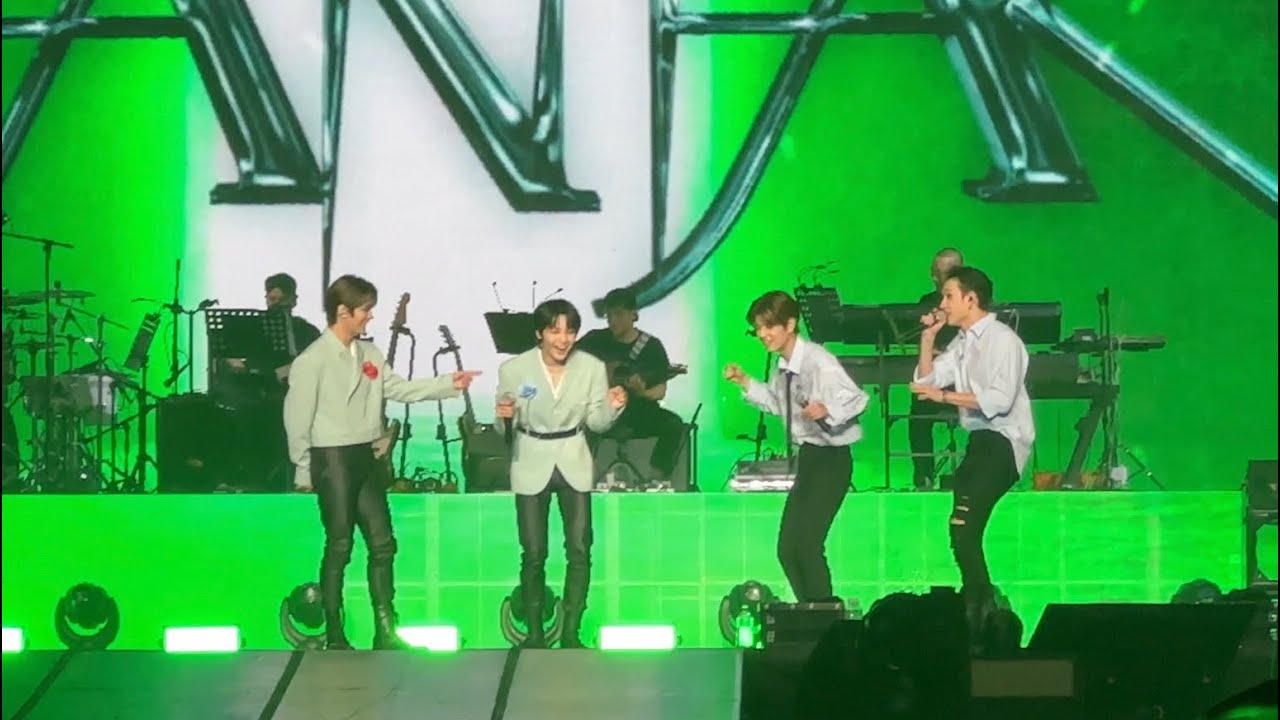 230205 Stray Kids MANIAC in Singapore - Singapura, Sunny Island