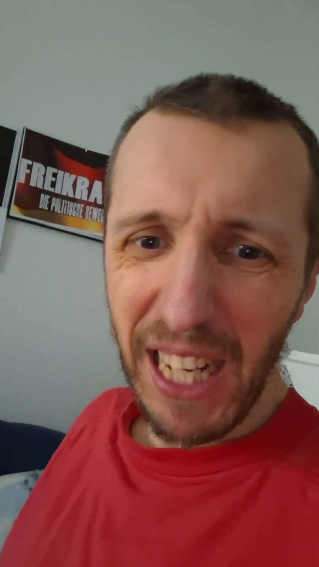 Johannes PRIVAT macht sich Apfelkuchen ! - YouTube Johannes PRIVAT macht sich Apfelkuchen ! - YouTube