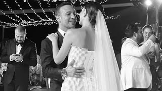 İŞTE DEMET ÖZDEMİR VE OĞUZHAN KOÇ ÇİFTİNİN DÜĞÜN DANS'I!