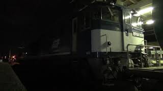 【EF64重連1015号機1049号機】中央西線塩尻駅6番線に到着から発車まで／大宮更新色機&広島更新色機重連／ 5875レ 稲沢→南松本／