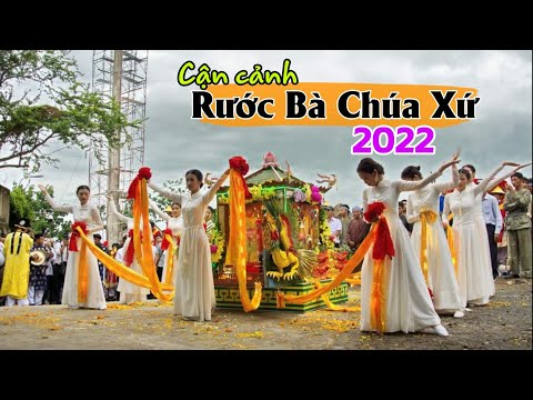 Video Cảnh phục hiện rước Bà Chúa Xứ Núi Sam Châu Đốc An... - youtube