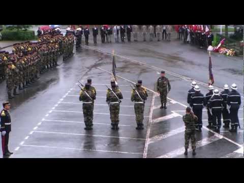 CÃ©rÃ©monies de Bazeilles - septembre 2011 Prises d'armes - Honneurs au drapeau