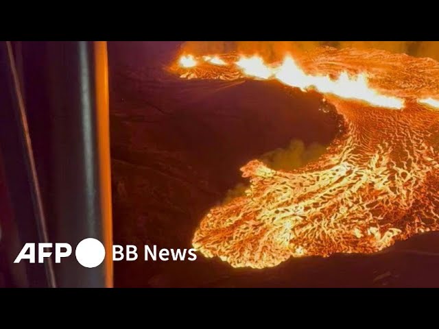 溶岩流、住宅のみ込む アイスランドで再び火山噴火（2024年1月撮影・一