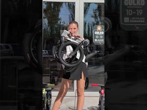 Біговел Corso нейлонова складна рама колеса 14 дюймів, Green NL-83150, видео 1