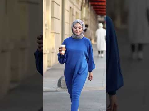 فستان شتوي مميز باللون الأزرق 