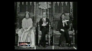 Alighiero N 🤵Interpreta L'intera Famiglia Reale Inglese 👩🤵👨‍🎤By Mario & Luca D'Andrea Carrambauno