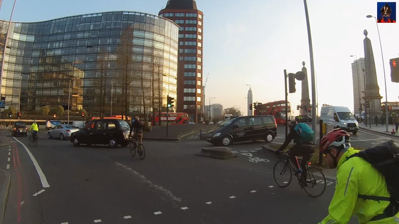 Taxi Driver Jumps a Red Light - LD14 FFO - YouTube
