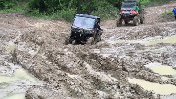 Can am defender gettin it done