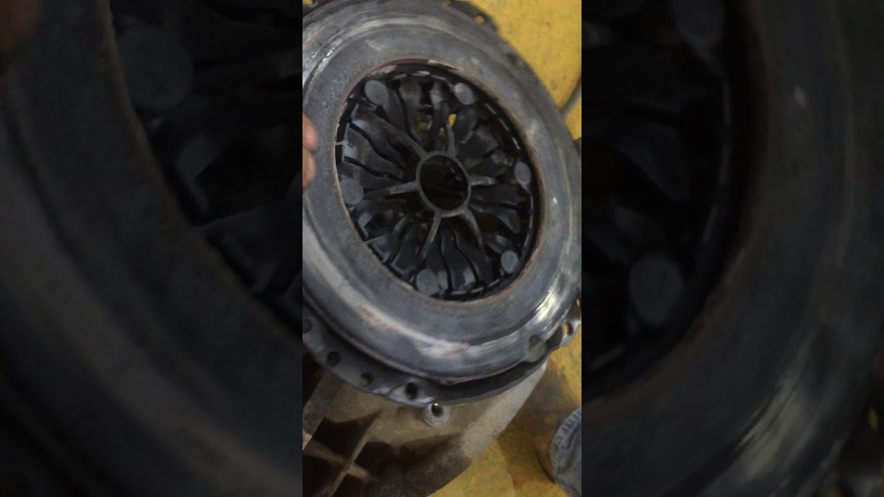 What happens when you ride your Ford Kuga TDCI clutch! YouTube