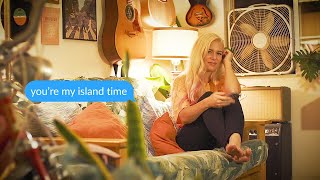 Aloha Radio - Island Time (Official Music Video) screenshot 3