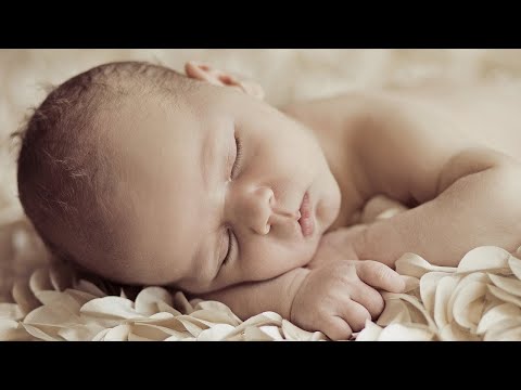 Video: Sover nyfødte tungt?