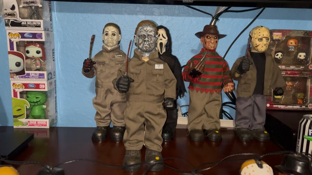 Gemmy mini animated Rob Zombie‘s Halloween  Michael Myers 2010 model