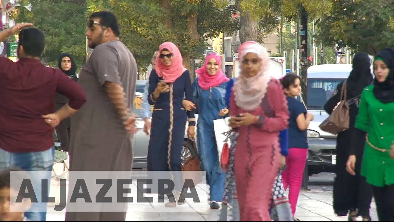 الانتخابات الأردنية: المرشحون يستهدفون الناخبين الشباب
