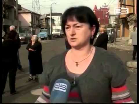 მოუწესრიგებელი ინფრასტრუქტურა ე წ  ჭაობის დასახლებაში