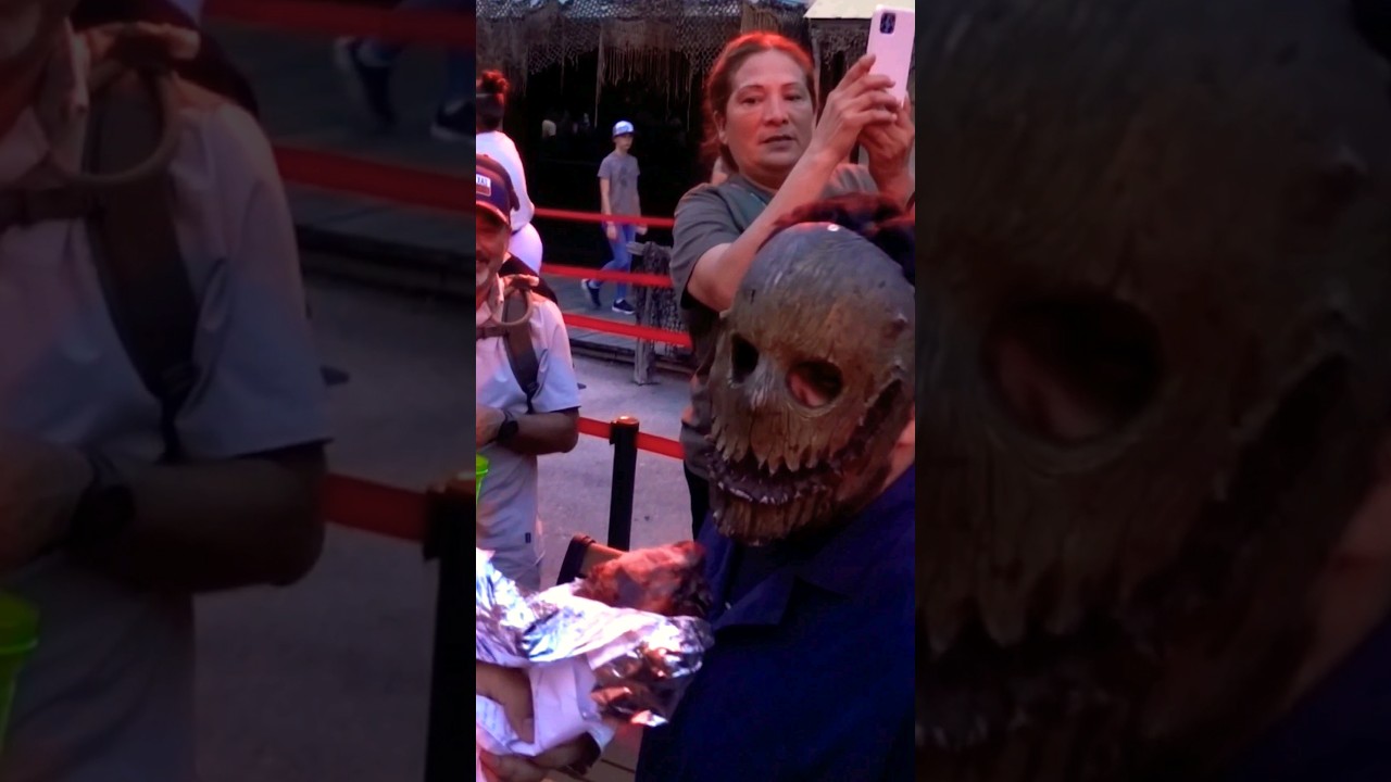 Turkey Legs are the best #sixflags #halloweenshorts #frightfest