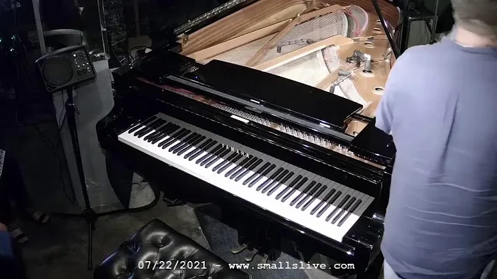 Valery Ponomarev  Alto Madness Sextet-Live at Smal...