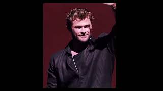 Chris Hemsworth Height, Net Worth, Movies, Kids !!