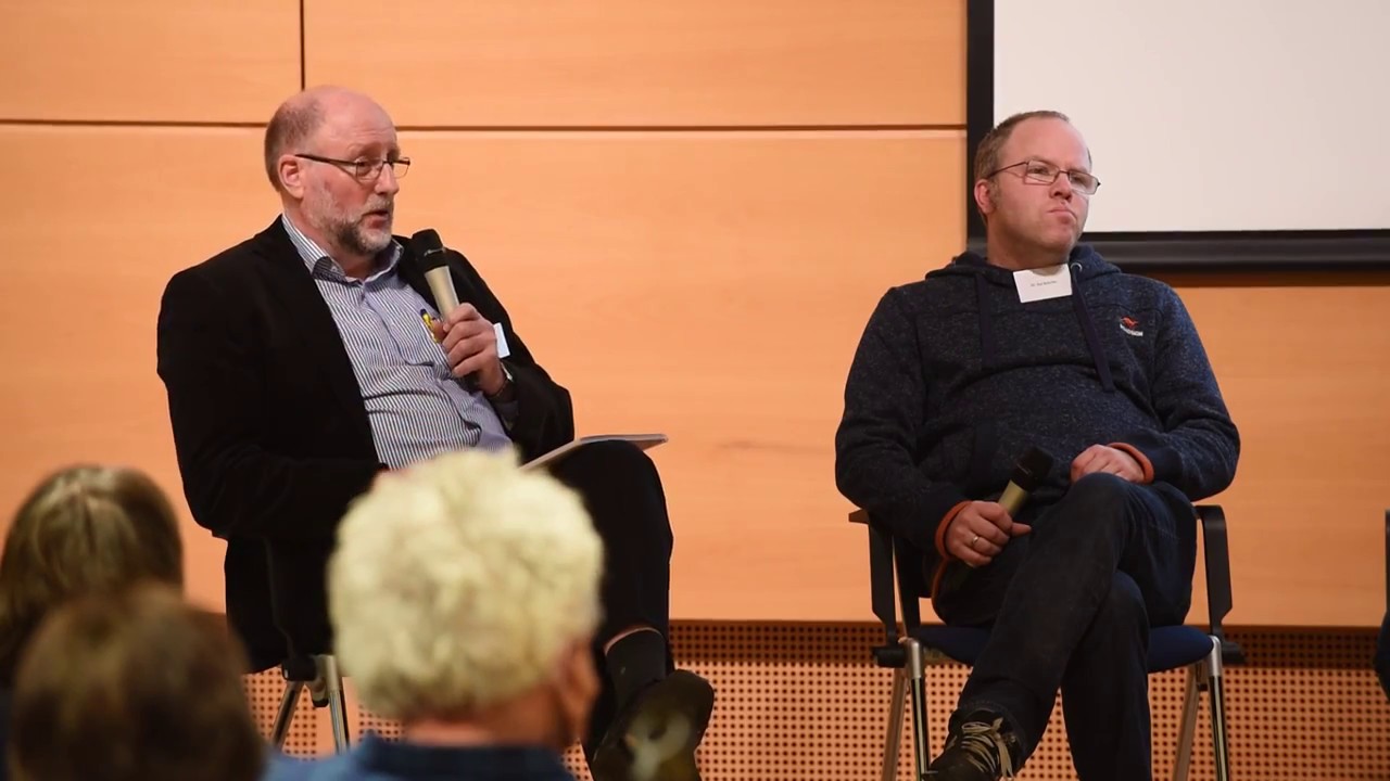 Diskussionsrunde - Anlage von artenreichen Wildblumenwiesen