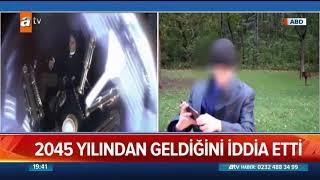 Download 2045 Yılından Geldiğini İddia Eden Adam Kanıt Olarak Elindeki Videoyu Gösterdi Video MP3 2045 Yılından Geldiğini İddia Eden Adam Kanıt Olarak Elindeki Videoyu Gösterdi