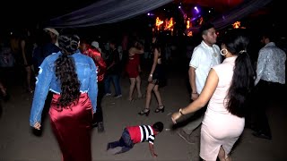 ASI BAILO LA IGUANA ESTE NIÑO ACA EN RIO FLORIDO, GRO. MÉXICO. EN LA BODA DE DOMINGO Y ANA CRISTINA