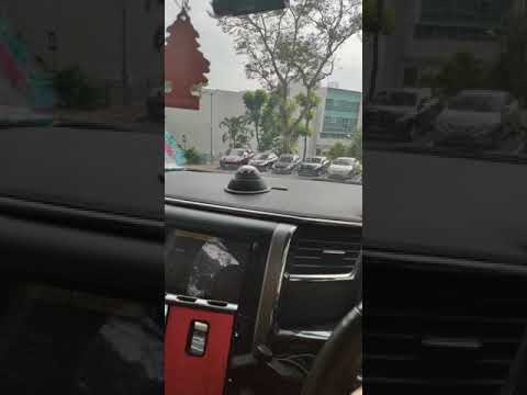 How broke is Sg private hire? Scark Silhoette version