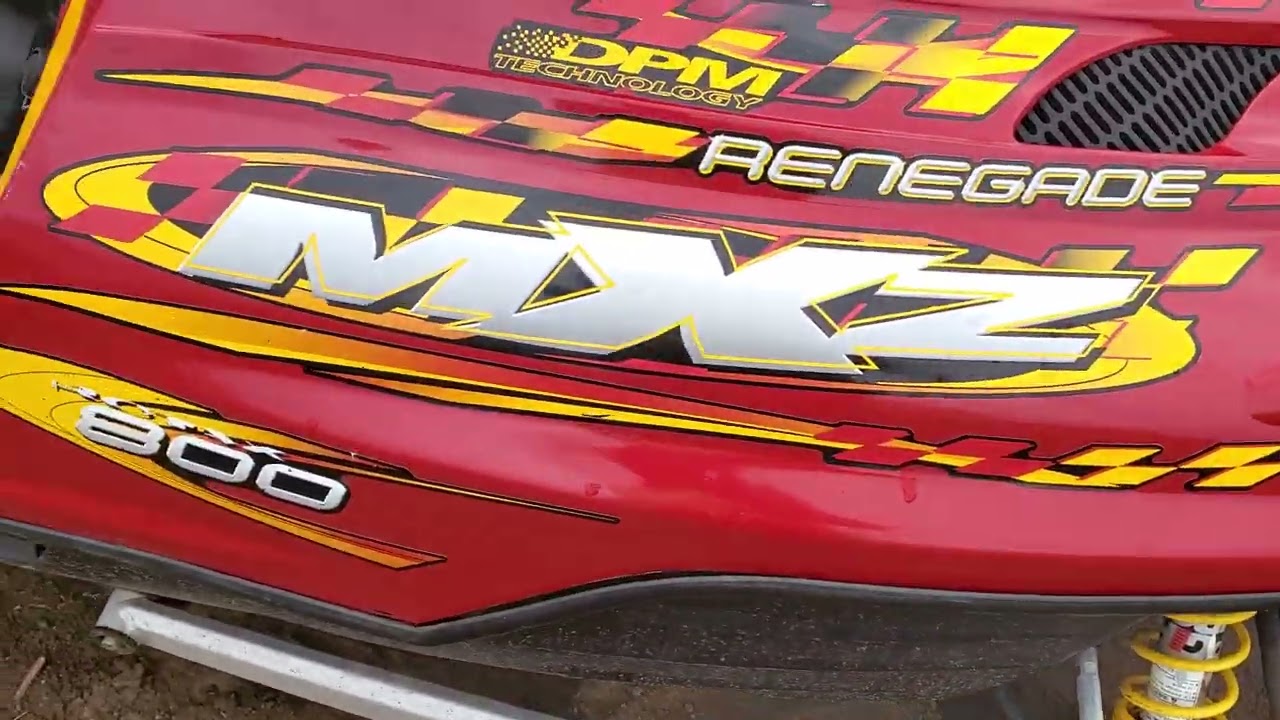 2002 SkiDoo MXZ Renegade 800