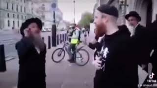 JEWISH MAN DESTROYS ZIONIST IN 23 SECONDS - EPIC SCENE Resimi