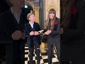 Capture de la vidéo Hier Je Suis Entrée Au Musée Grevin 🤯🤯🤯🤯 #Statue #Claraluciani #Shorts