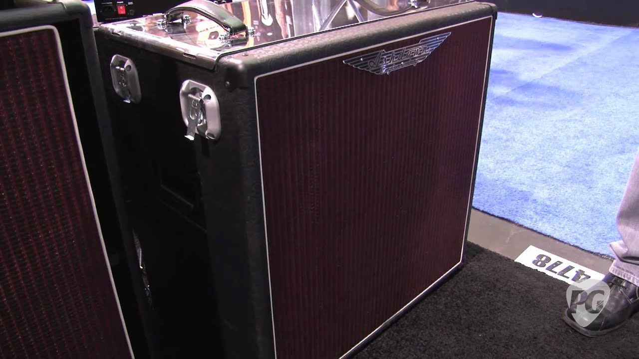 NAMM '11 - Ashdown Drophead 200 & LB 30 Bass Amps - YouTube