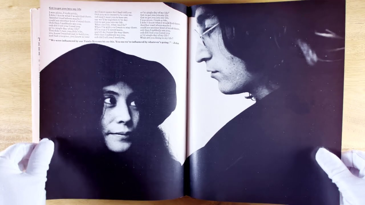 Alan Aldridge’ The Beatles Illustrated Lyrics 1969 (first US edition book) 4K