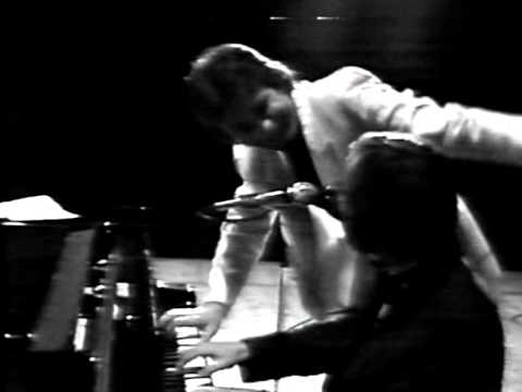 via ''Berikoni'', Solisti  Avtandil Ciklauri  Million Qals....