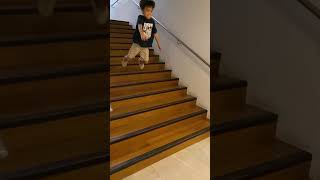 Download Lagu Extreme jumping challenge - jumping down 6 steps of stairs MP3 Download Lagu Extreme jumping challenge - jumping down 6 steps of stairs MP3
