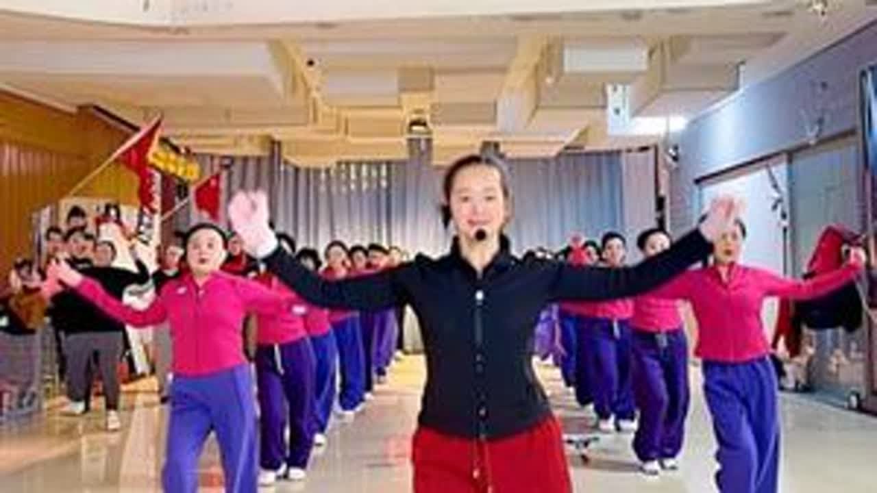 《笑纳》塑形操完整版！不跑 不跳 塑形操，适合久坐 腰粗 肩宽 背厚 跟练！#全民健身 #健身操简单易学 #适合初学者