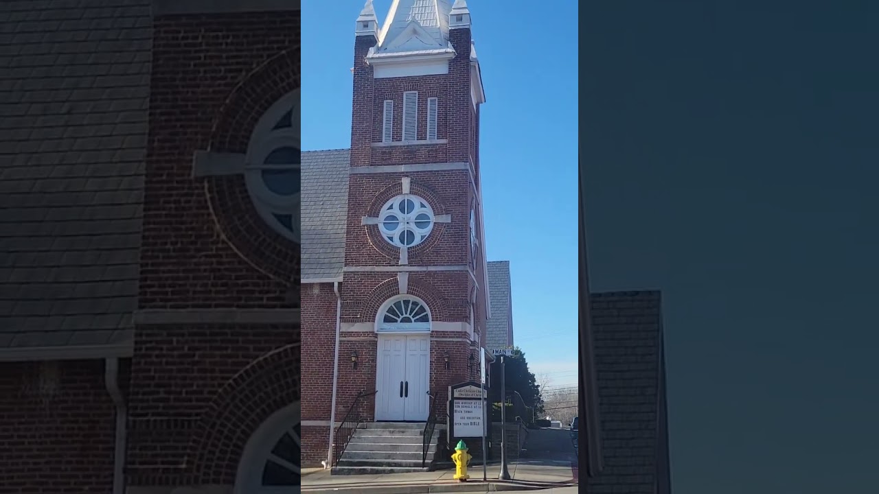 OLD FASHIONED DOWNTOWN CHARM 