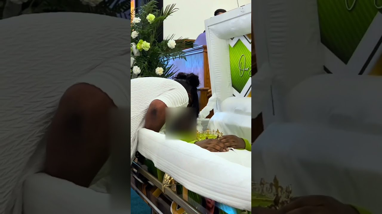 R.I.P Clarence Jr ( Cj )🕊️💚 his Mom Crowns & Kisses The King Goodbye 