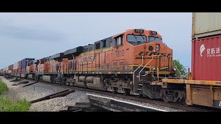 😎 Mammoth 4+3 BNSF Double-Stack!!! 💪👍 (High-Def!)