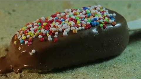 Ice Cream Melting In Macro - Video Macro Full HD 1080