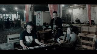 MENEPI - NGATMOMBILUNG (COVER)