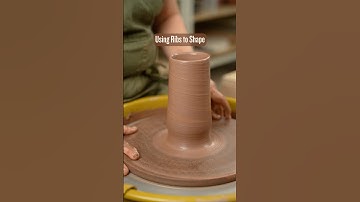 Using Ribs to Shape #ceramic #ceramicpottery #potterytutorial #pottery #ceramicart #potteryclay