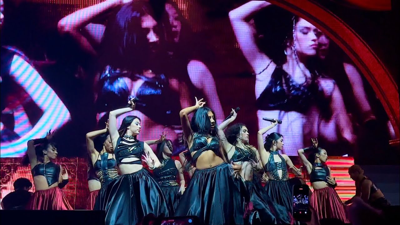 Gabriela - Katseye Beautiful Chaos Tour - Atlanta - YouTube