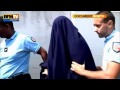 Violente arrestation dune femme en burqa