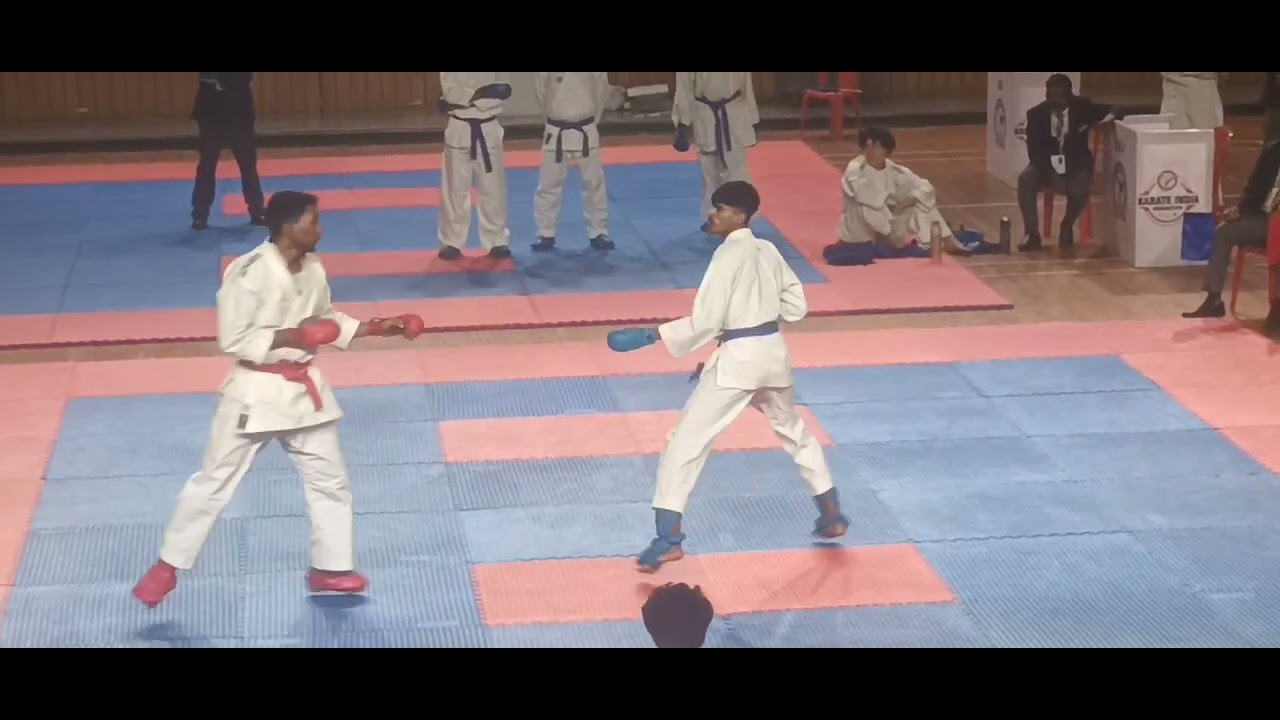 ajkar karate - YouTube