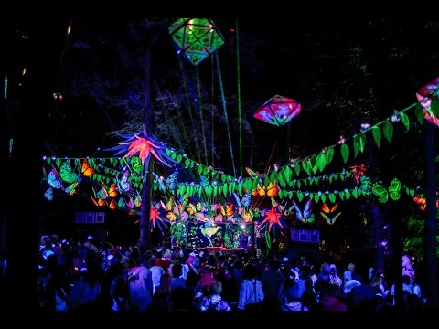 BOOMTOWN CH 8: Explore the Psychedelic Gatherings of the City... (2016)
